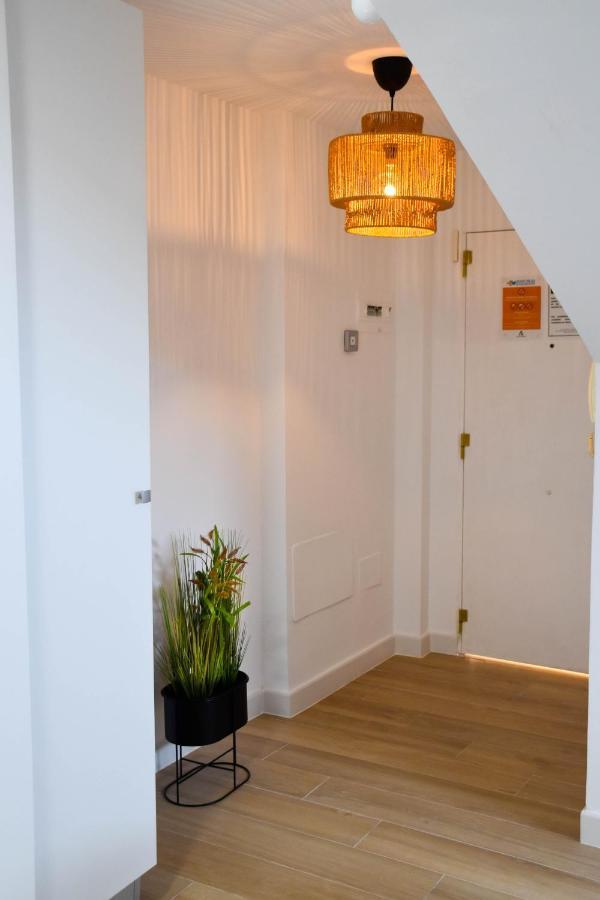 Holidays2Malaga Trinidad Renovated 1 Bedroom Penthouse Close To City Center מראה חיצוני תמונה
